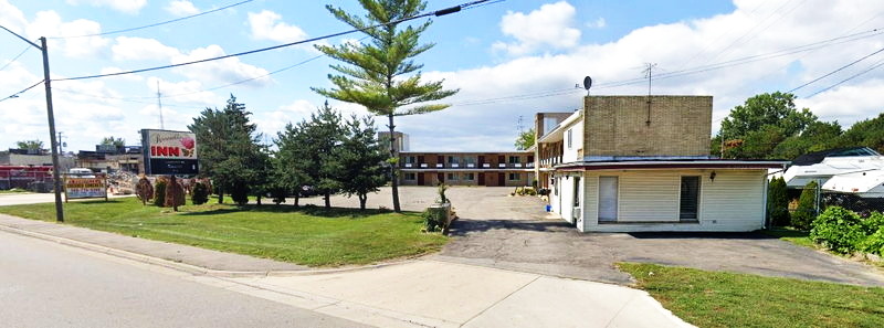 Roseville Inn (Rio Motel) - From Web Listing (newer photo)